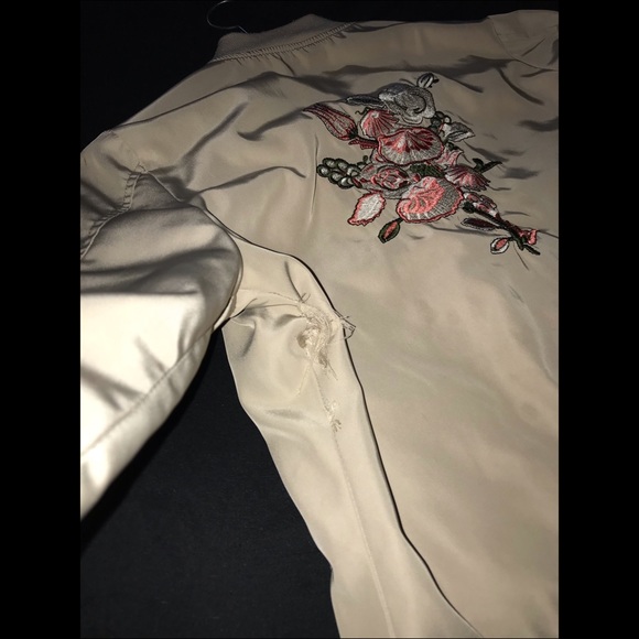 Bomber Jacket - Picture 5 of 11